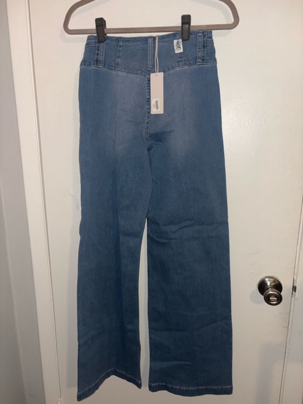 Lennox High Rise Jeans - Picture 9 of 9